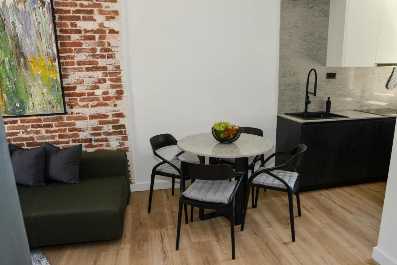 Black Appartement
