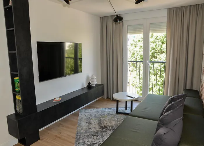 Apartment Black